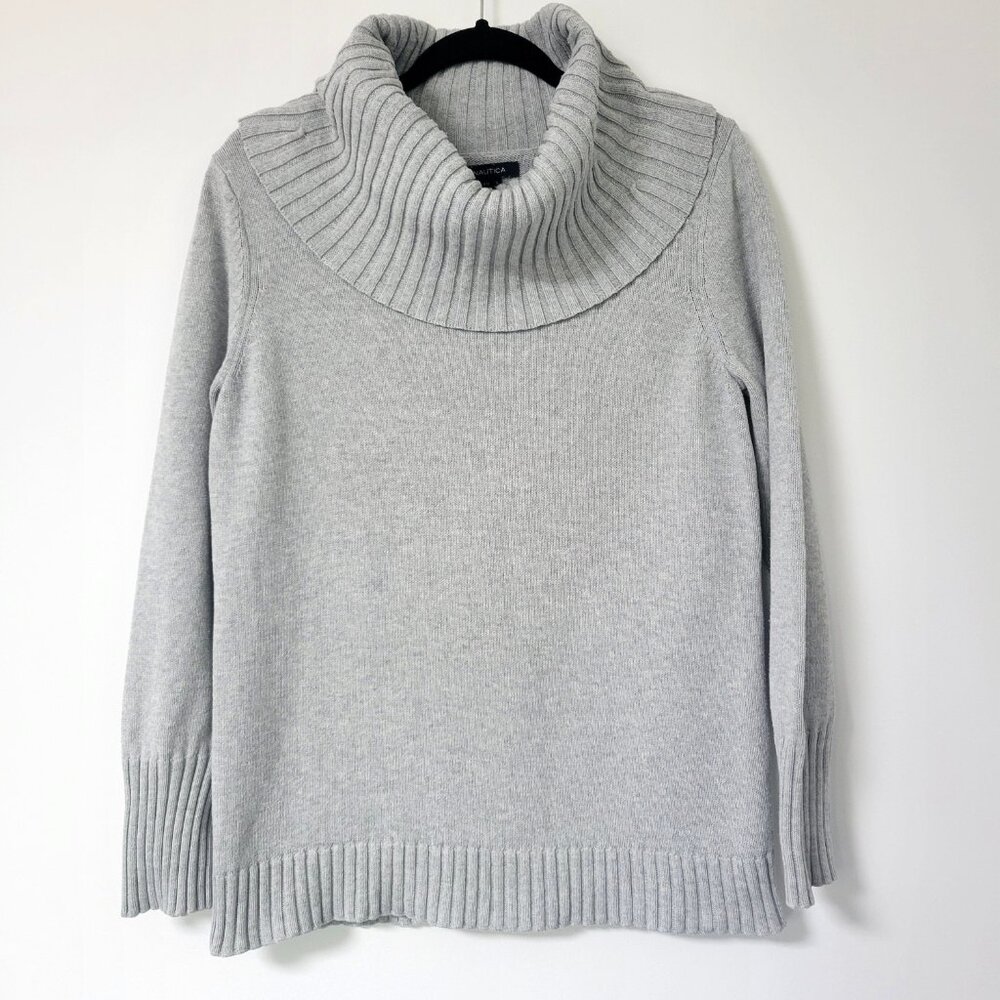 Nautica Soft Cotton Knitted Turtleneck Light Gray Sweater Minimalist